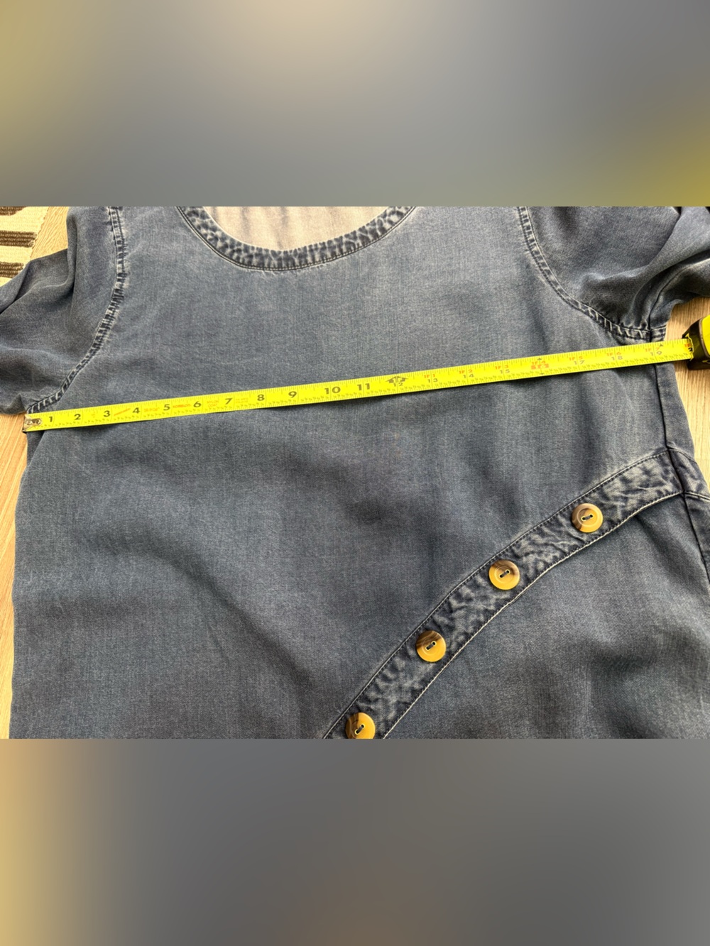 Soft Surroundings Denim Chambray Assymetric Button Detail Tunic Top Size PS - Picture 7 of 9
